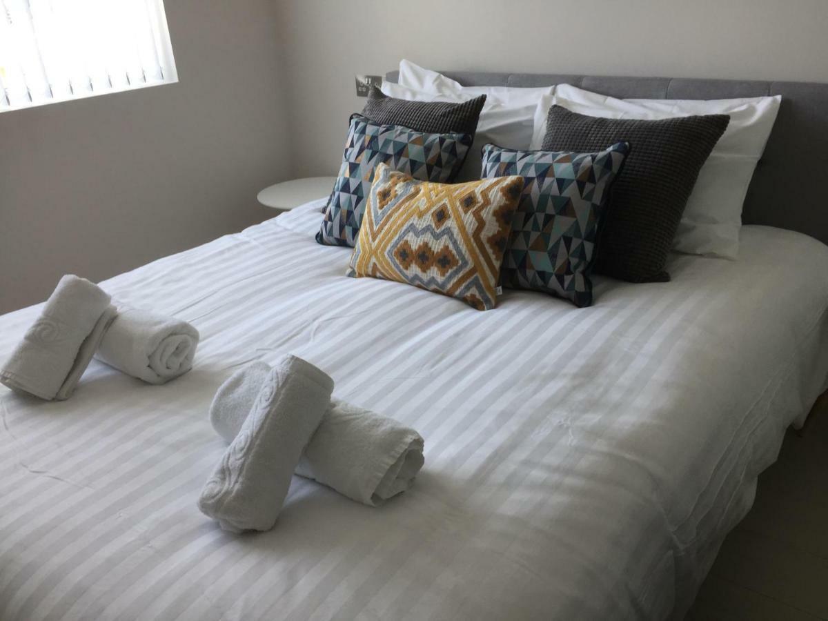 Saltwater Suites At Fistral New Quay Zewnętrze zdjęcie